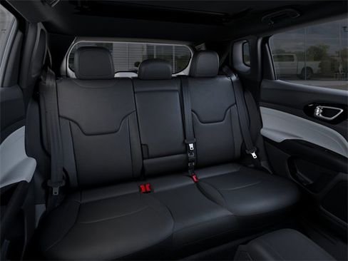 New 2026 Jeep Compass Limited image 15