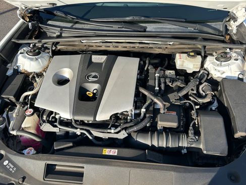 Used 2019 Lexus ES 300h image 20