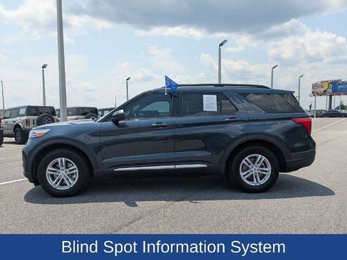 Certified 2023 Ford Explorer XLT RWD image 8