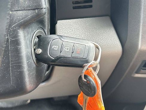 Used 2019 Ford F250 XL w/ Power Equipment Group RWD image 43