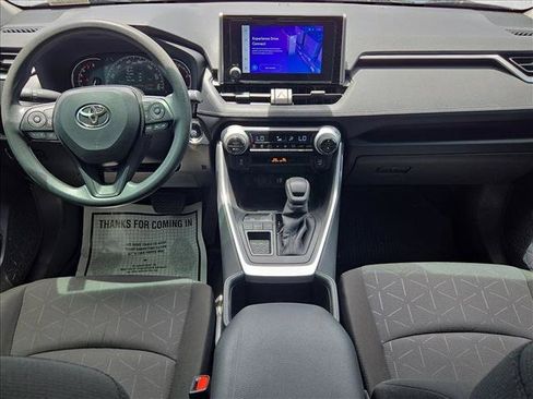 Used 2025 Toyota RAV4 XLE FWD image 16