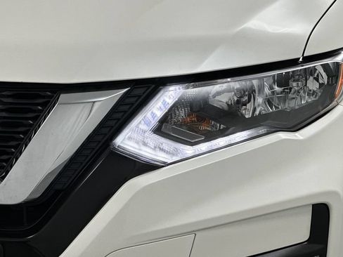 Certified 2020 Nissan Rogue SV w/ Sun & Sound Touring Package AWD/4WD image 26