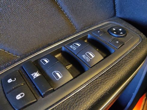 Used 2021 Dodge Charger SXT image 27