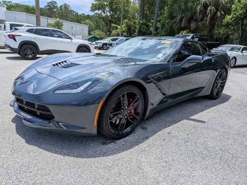 Used 2019 Chevrolet Corvette Stingray Coupe w/ Carbon Flash Badge Package RWD image 7