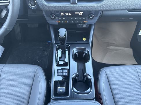 New 2026 Subaru Outback Limited XT image 13