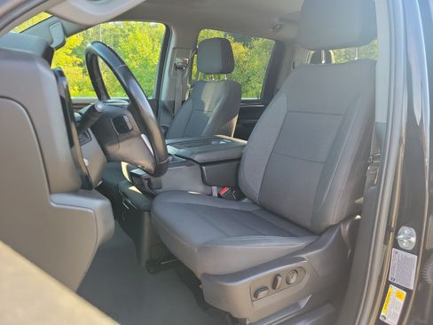 Used 2024 GMC Sierra 2500 SLE w/ SLE Value Package; AWD/4WD image 14