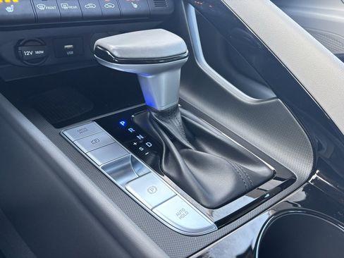 Used 2025 Hyundai Elantra SEL image 26