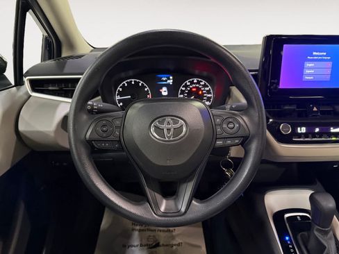Used 2023 Toyota Corolla LE FWD image 19