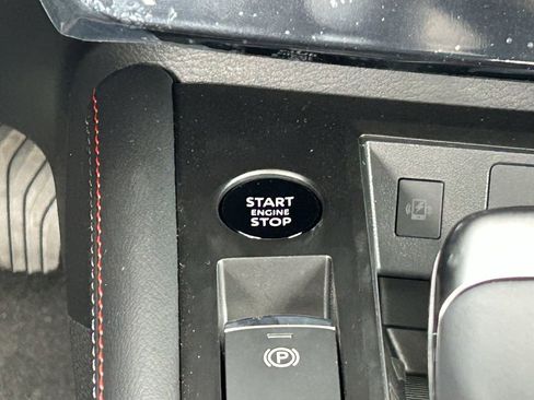 New 2026 Nissan Kicks SR image 15