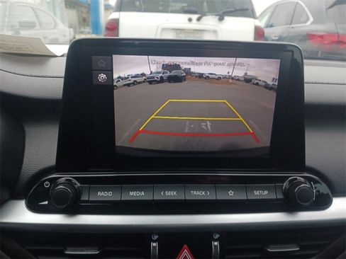 Used 2023 Kia Forte LXS w/ LXS Technology Package image 21