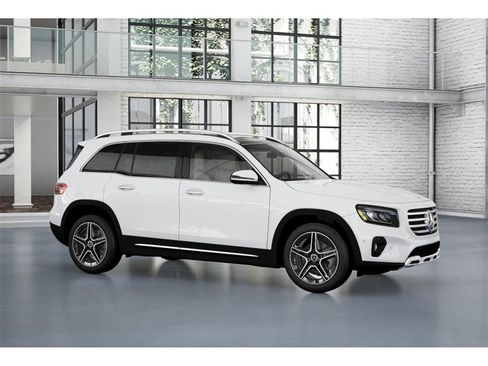 New 2026 Mercedes-Benz GLB 250 4MATIC image 13