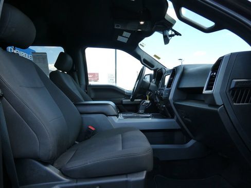 Used 2019 Ford F150 XLT w/ Equipment Group 302A Luxury AWD/4WD image 14