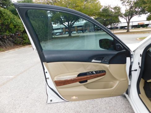 Used 2012 Honda Accord EX-L image 14