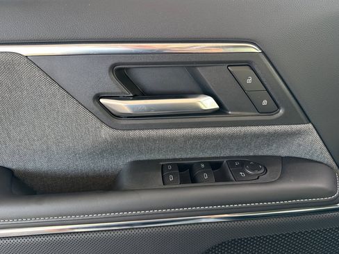 New 2026 GMC Sierra EV Elevation image 12