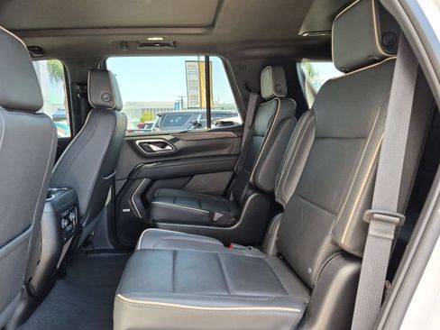 Used 2023 Chevrolet Tahoe Premier AWD/4WD image 24