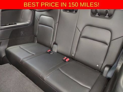 Used 2025 Nissan Pathfinder SL AWD/4WD image 19