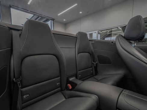 Used 2022 Mercedes-Benz SL 55 AMG 4MATIC image 29