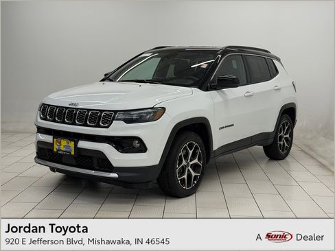 Used 2025 Jeep Compass Limited image 1