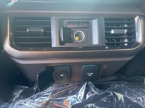 New 2026 Ford F150 King Ranch w/ Equipment Group 601A High image 30