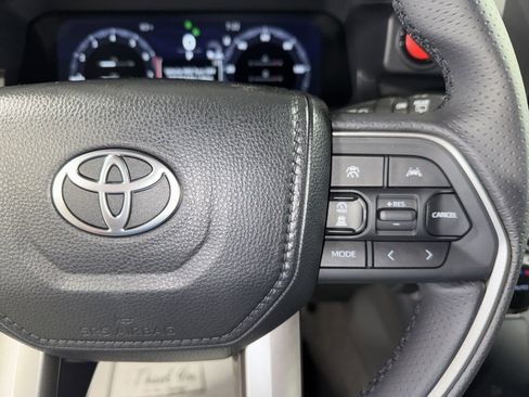 New 2026 Toyota 4Runner 4WD image 27