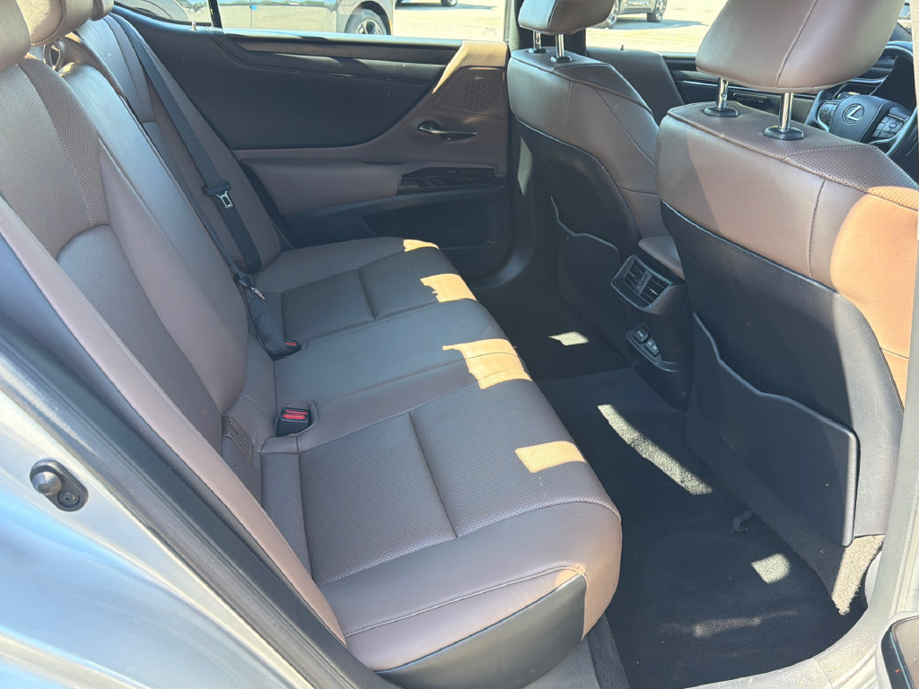 Used 2023 Lexus ES 250 w/ Premium Package AWD/4WD image 14