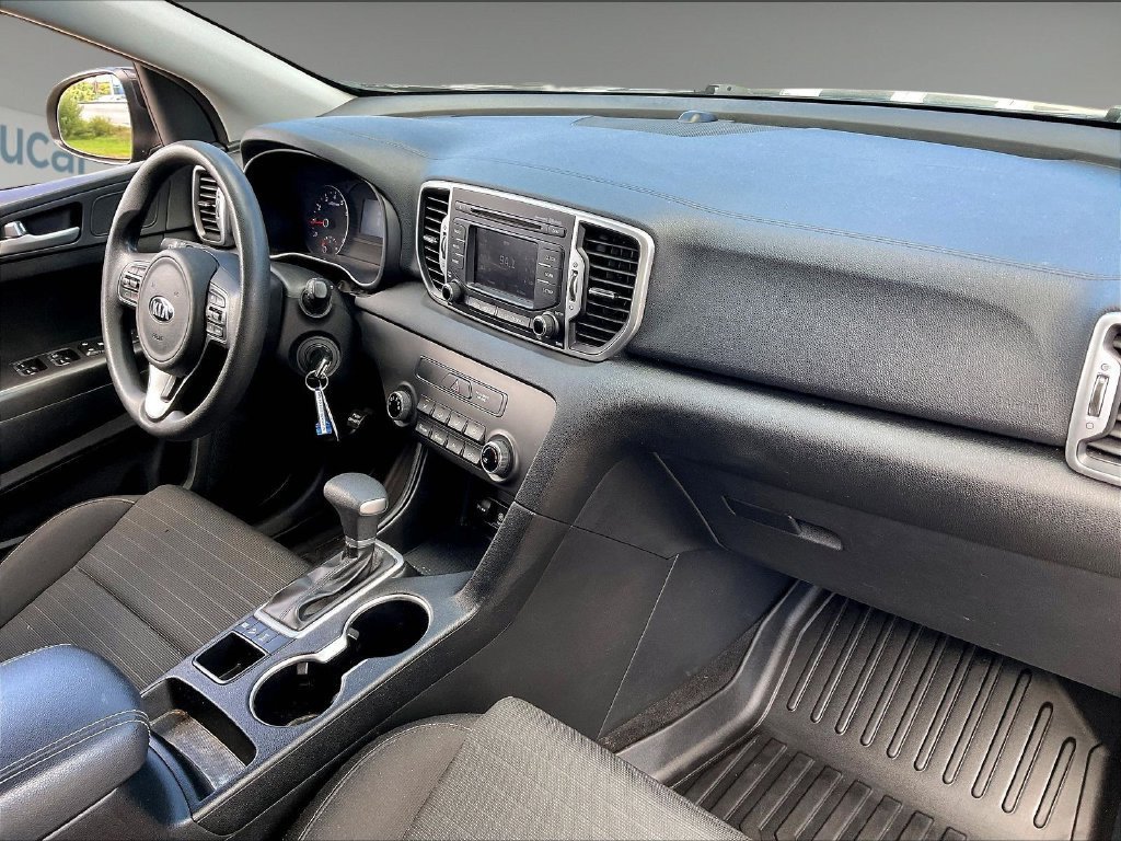 Used 2018 Kia Sportage LX AWD/4WD image 13