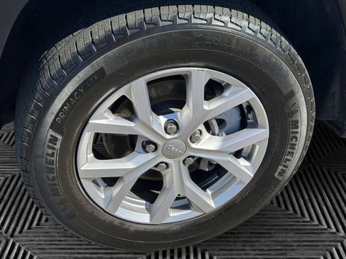 Used 2022 Jeep Grand Cherokee Limited AWD/4WD image 10