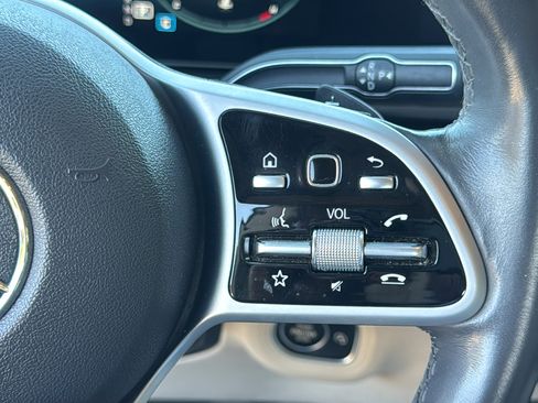 Used 2020 Mercedes-Benz GLE 350 image 23