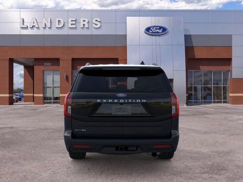 New 2026 Ford Expedition Active RWD image 5