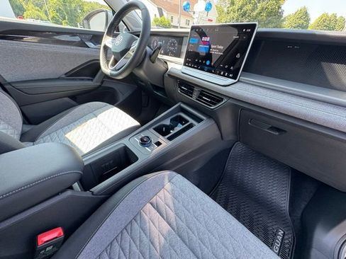 New 2025 Volkswagen Tiguan S AWD/4WD image 25