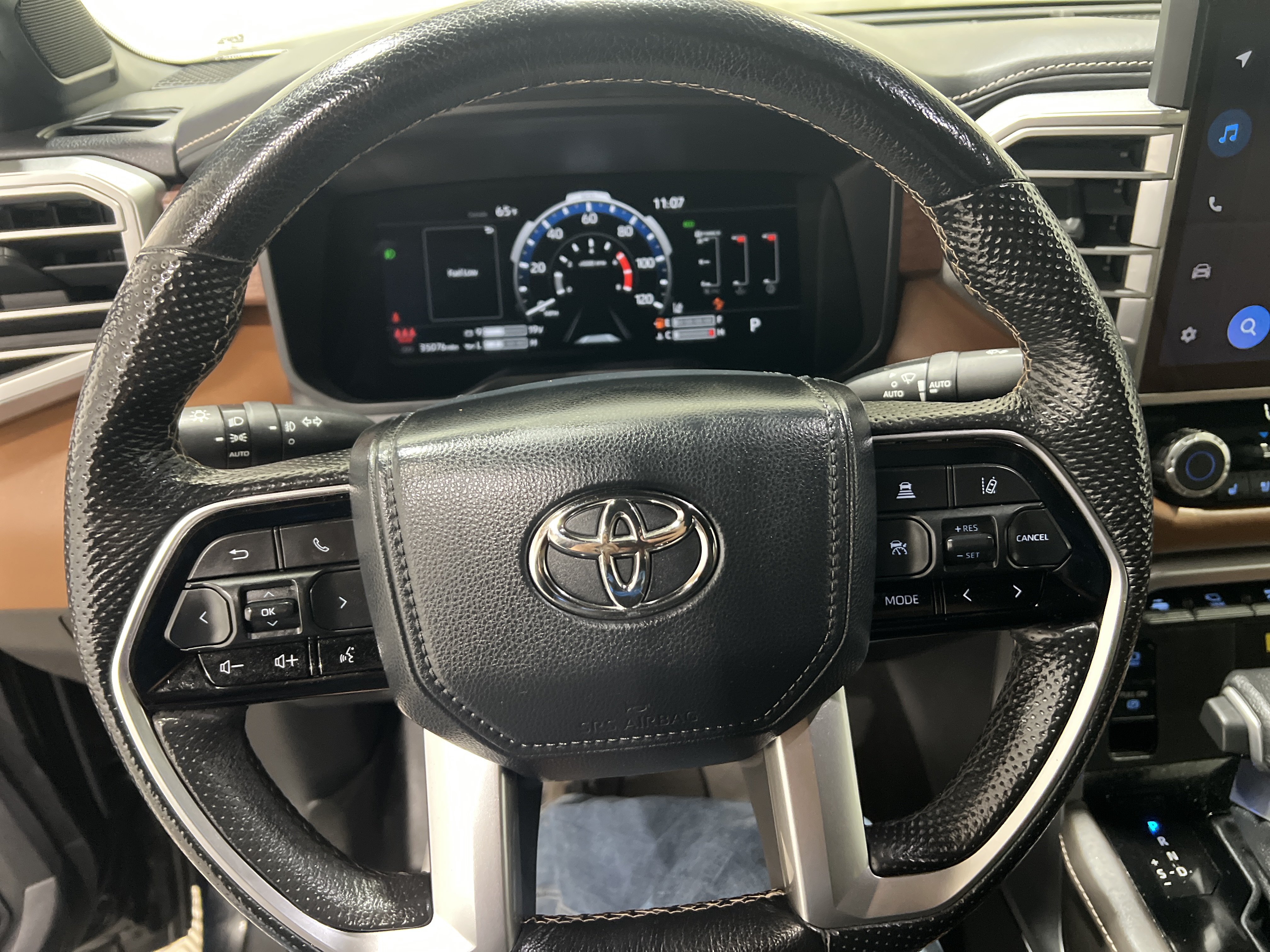 Used 2022 Toyota Tundra Platinum AWD/4WD image 8