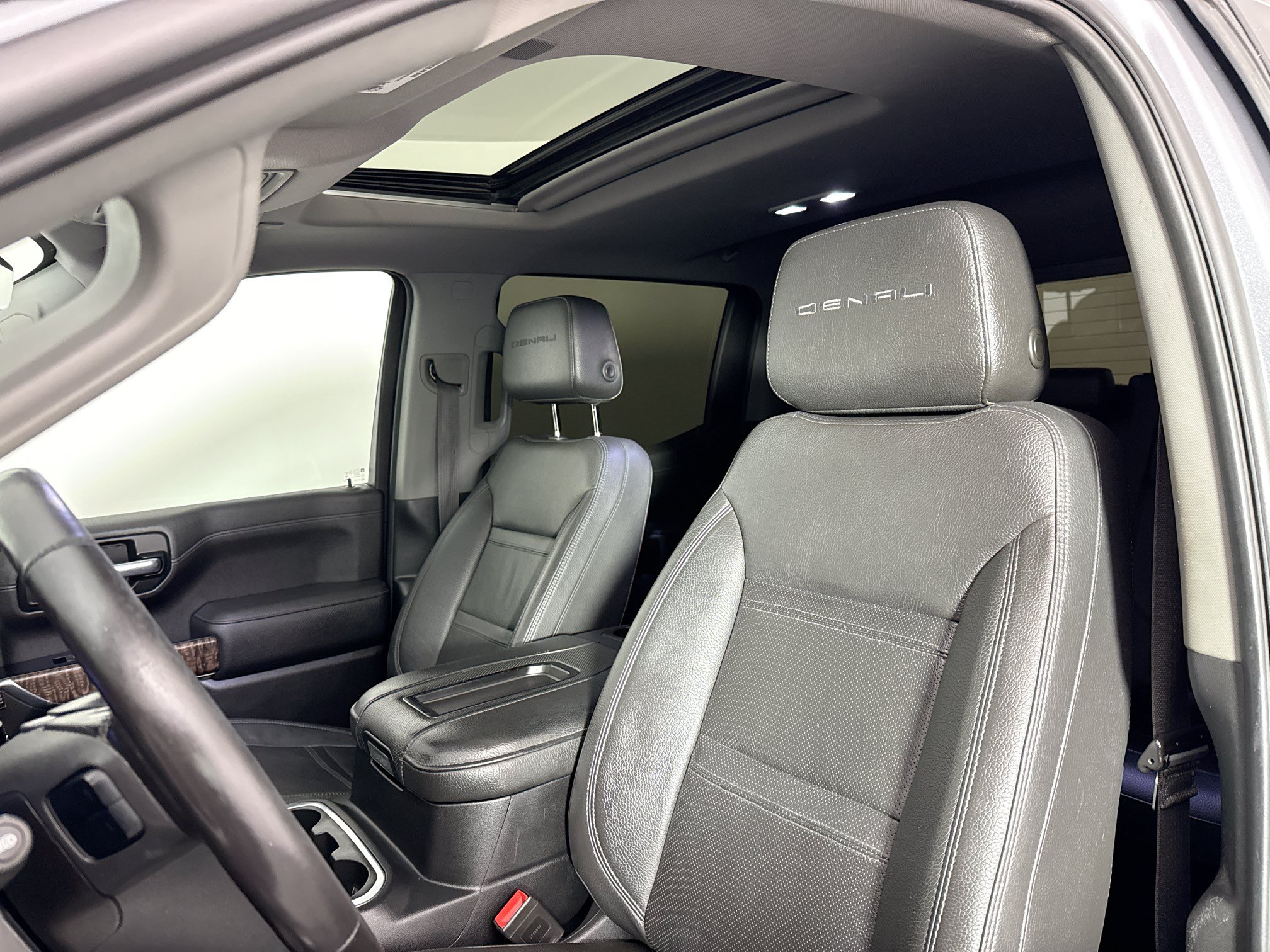 Used 2019 GMC Sierra 1500 Denali w/ Technology Package AWD/4WD image 21