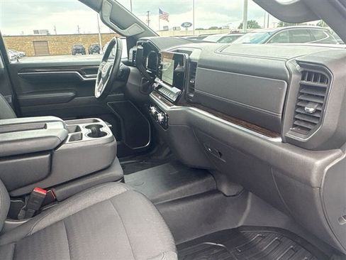 Certified 2022 GMC Sierra 1500 Elevation w/ LPO, Elevation Black Package AWD/4WD image 28
