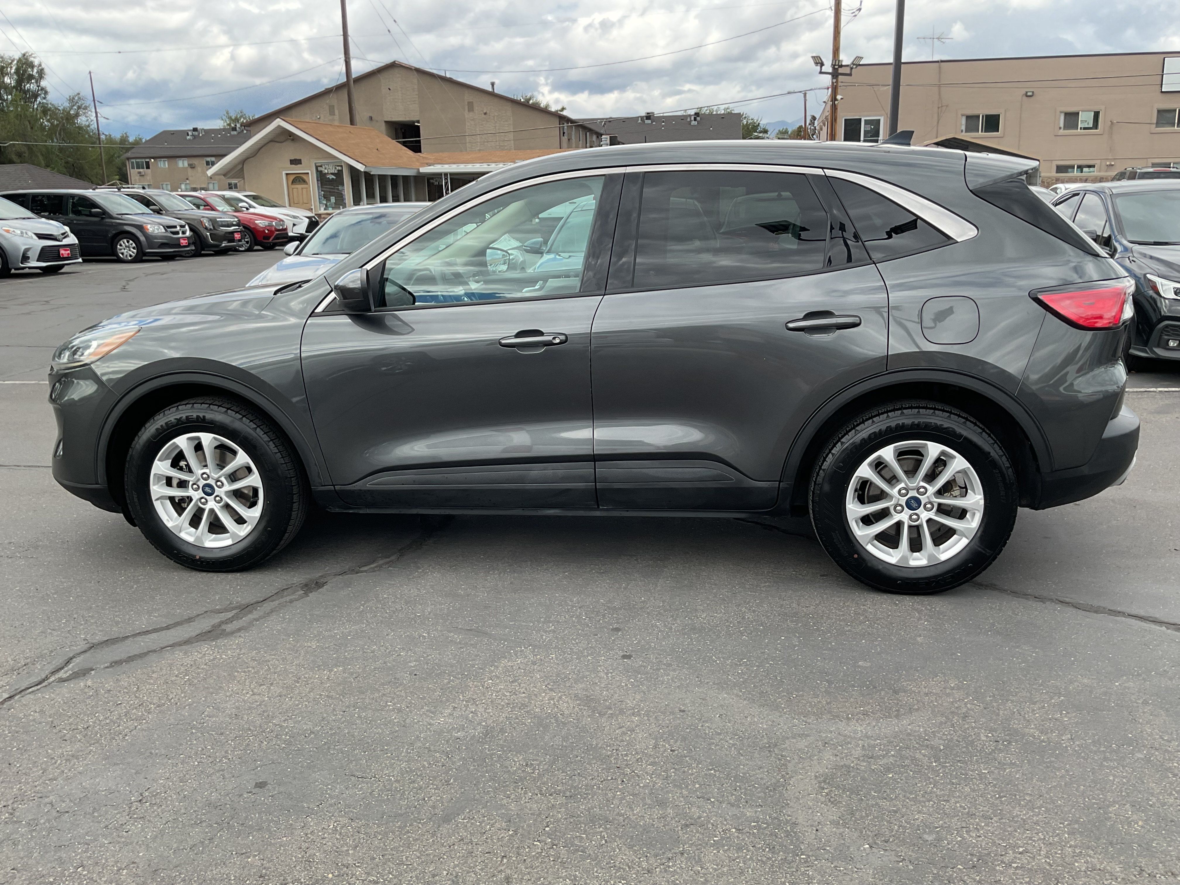 Used 2020 Ford Escape SE AWD/4WD image 5