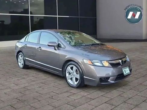 Used 2011 Honda Civic LX image 7