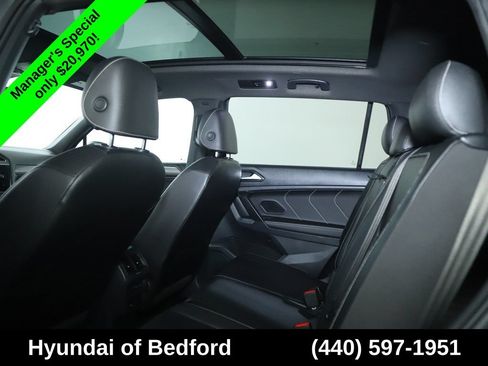 Used 2023 Volkswagen Tiguan SE R-Line FWD image 23