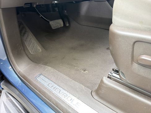 Used 2025 Chevrolet Tahoe LT AWD/4WD image 17