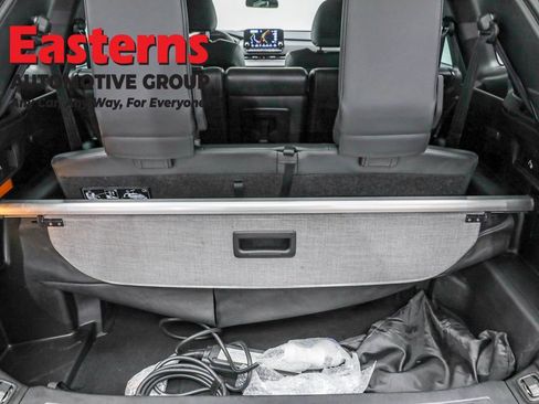 Used 2023 Mitsubishi Outlander SE image 9