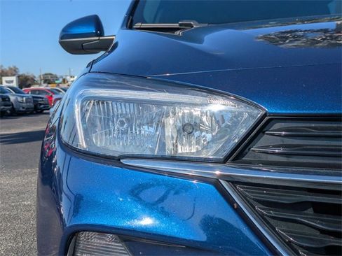 Used 2022 Buick Encore GX Select image 10