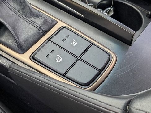 Used 2013 Hyundai Azera image 28