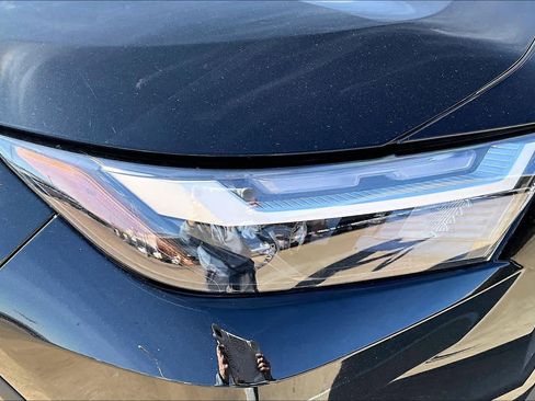 Used 2025 Toyota RAV4 XLE Premium image 27