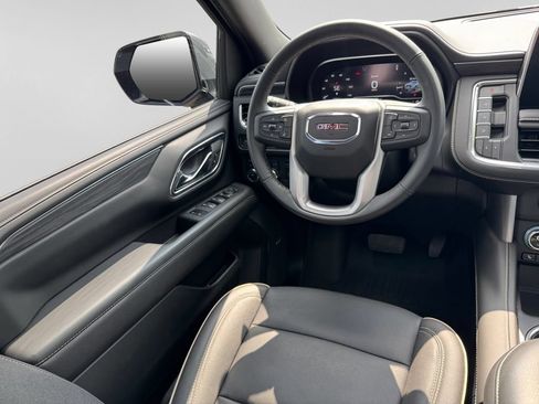 Used 2023 GMC Yukon SLT w/ SLT Premium Package AWD/4WD image 23