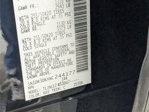 Used 2022 Nissan Pathfinder Platinum w/ Cargo Package image 40