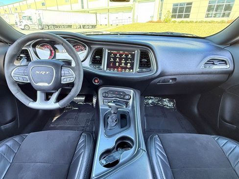 Used 2019 Dodge Challenger SRT Hellcat w/ Alcantara Appearance Package image 22