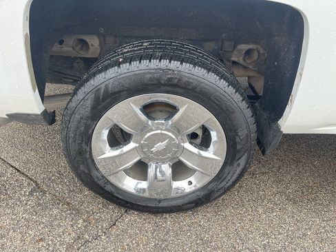 Used 2015 Chevrolet Silverado 1500 LTZ image 10