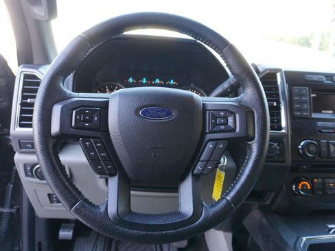 Used 2015 Ford F150 XLT w/ Equipment Group 301A Mid image 31