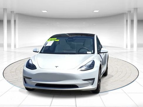 Used 2023 Tesla Model 3 Standard Range RWD image 6