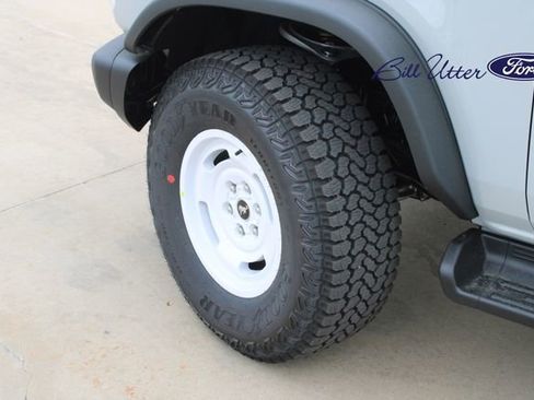 New 2026 Ford Bronco Heritage Edition image 5