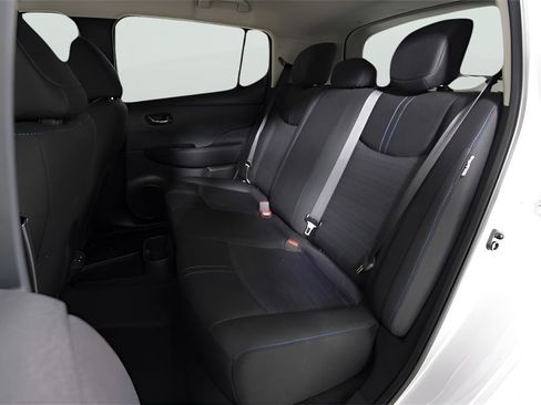 Used 2025 Nissan Leaf S FWD image 16