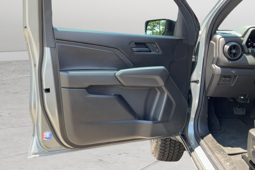 New 2026 Chevrolet Colorado Trail Boss AWD/4WD image 9